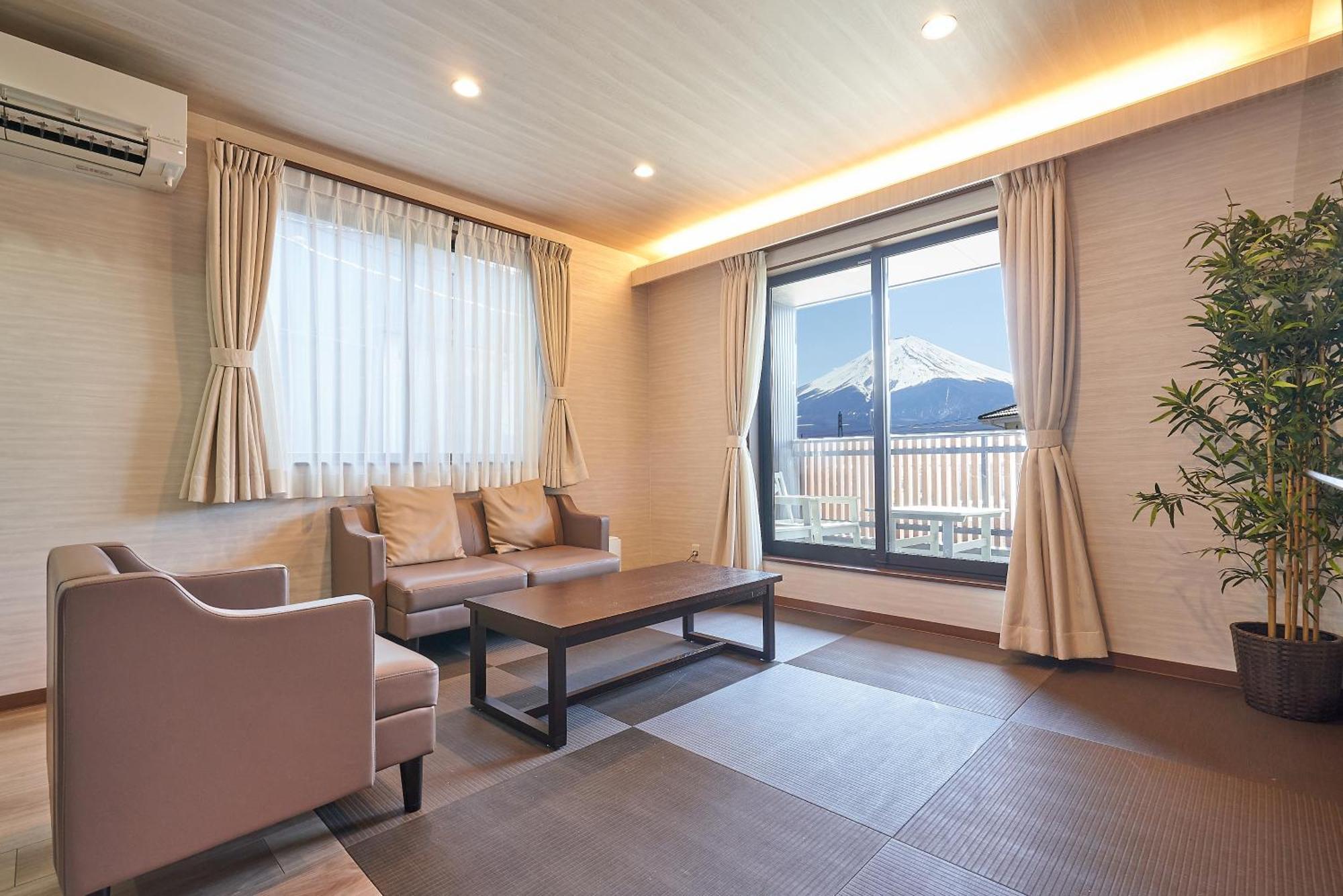 04 Resort Club -凛rin- Fujikawaguchiko Exterior photo